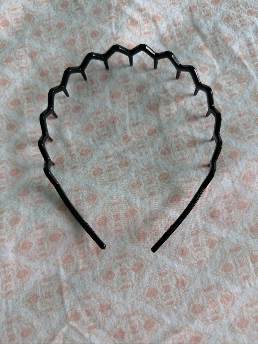 Zigzag Plastic Headband - Black and Tortoiseshell